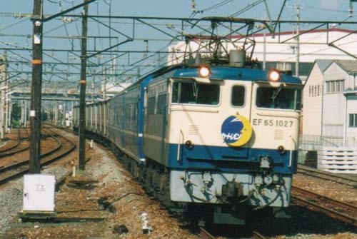 651027car
